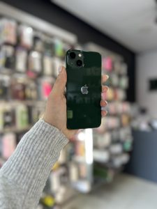 Apple Iphone 13 128GB Black | 100% zdravlje baterije | polovan