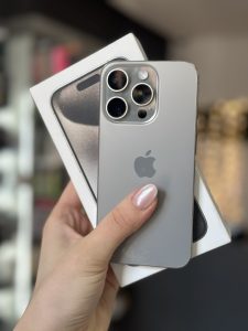 Apple Iphone 15 Pro 128GB Natural Titanium | 100% zdravlje baterije | eSIM | polovan