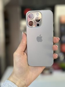 Apple Iphone 16 Pro 256GB Natural Titanium | 92% zdravlje baterije | e-sim | polovan