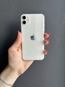 Apple Iphone 11 64GB White | 100% zdravlje | polovan