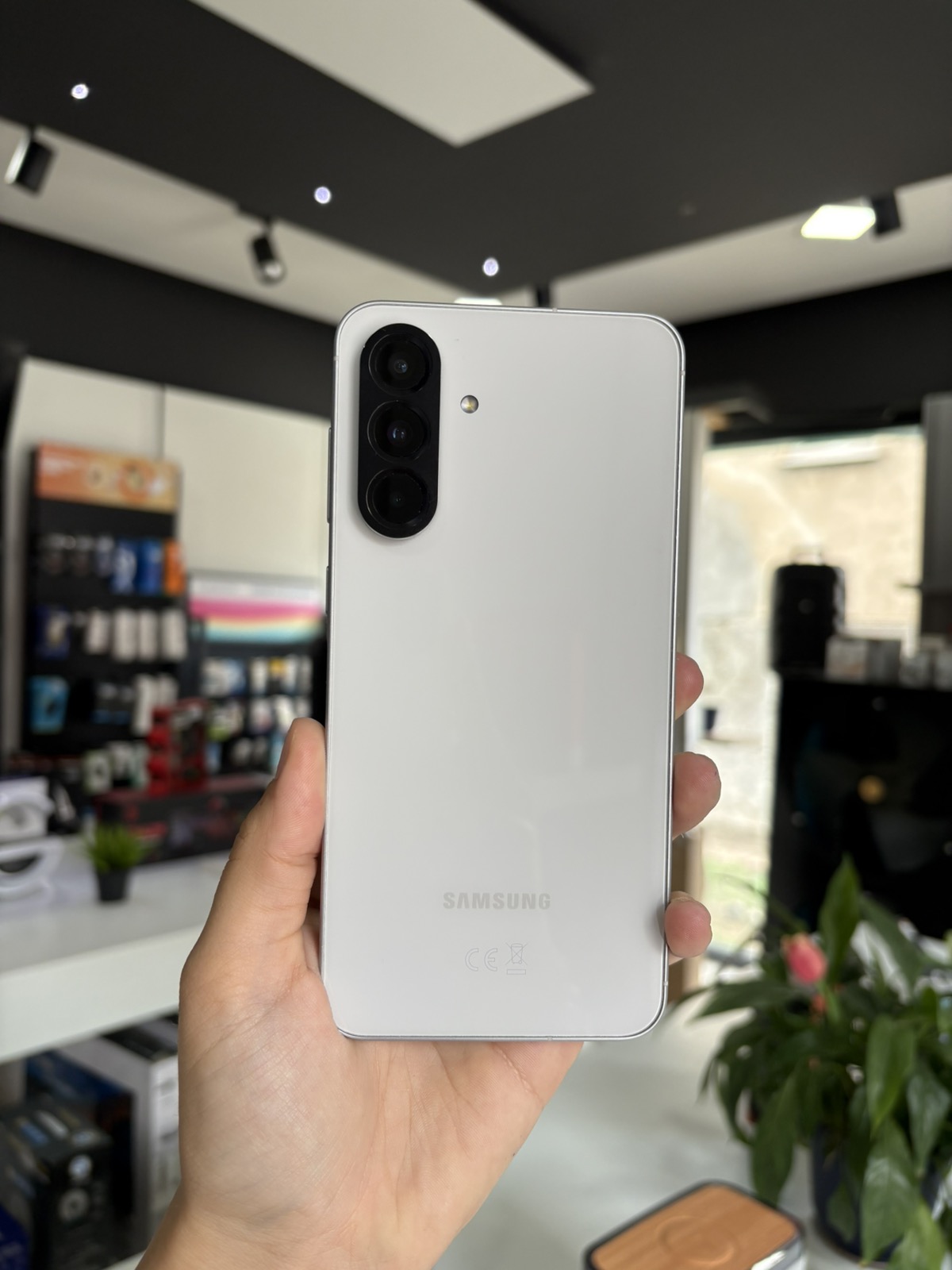 viber_slika_2026-05-21_13-34-45-900 Samsung Galaxy A56 5G 8GB 256GB Lightgray | polovan - Image 1